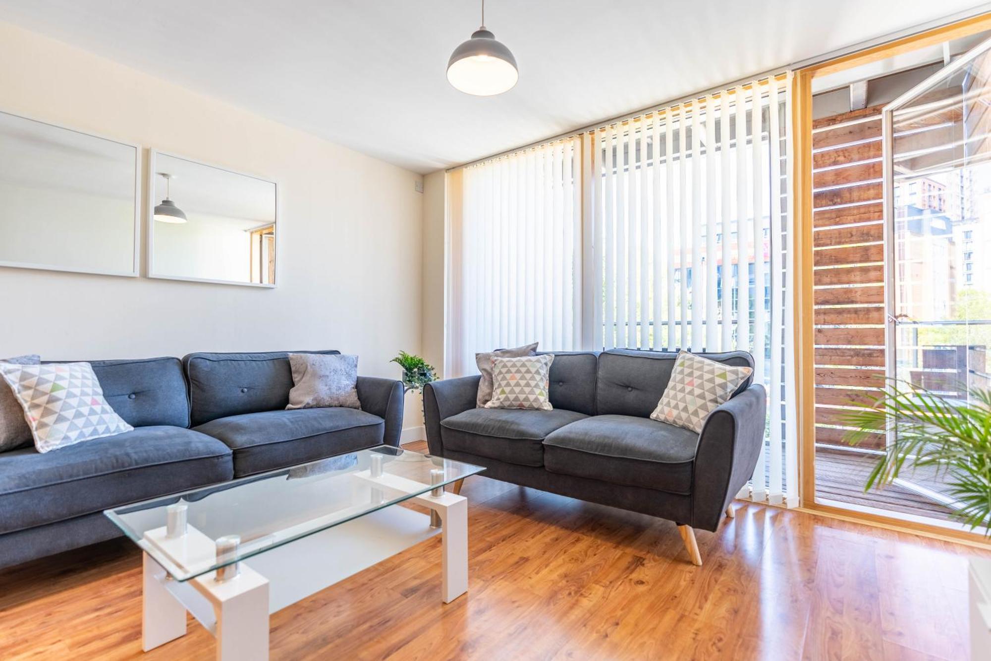 Cotels At Vizion Serviced Apartments, Superfast Broadband, Central Location, Free Parking, Fully Equipped Kitchen Milton Keynes Exterior foto
